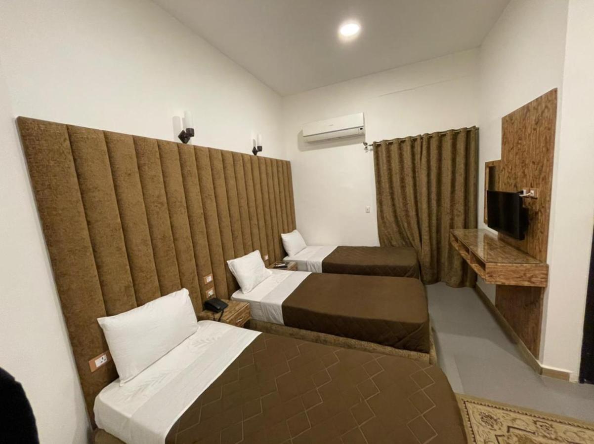 Valencia Ap Cairo Hotel Екстериор снимка