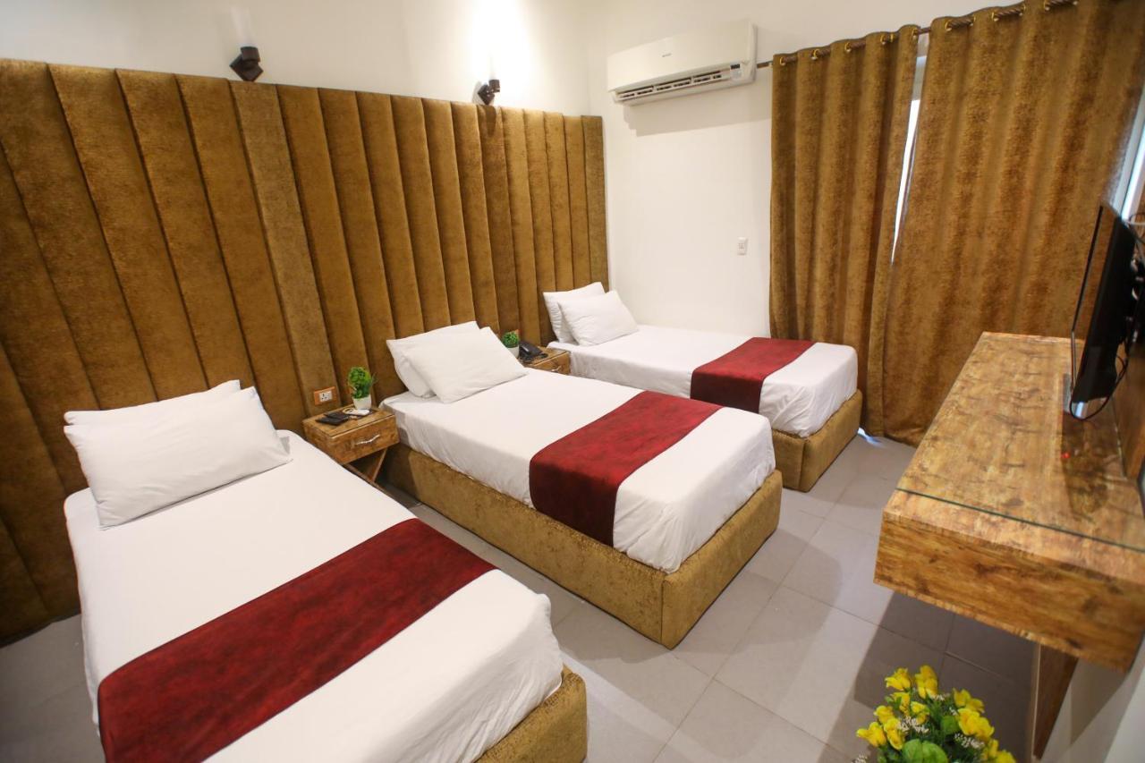 Valencia Ap Cairo Hotel Екстериор снимка