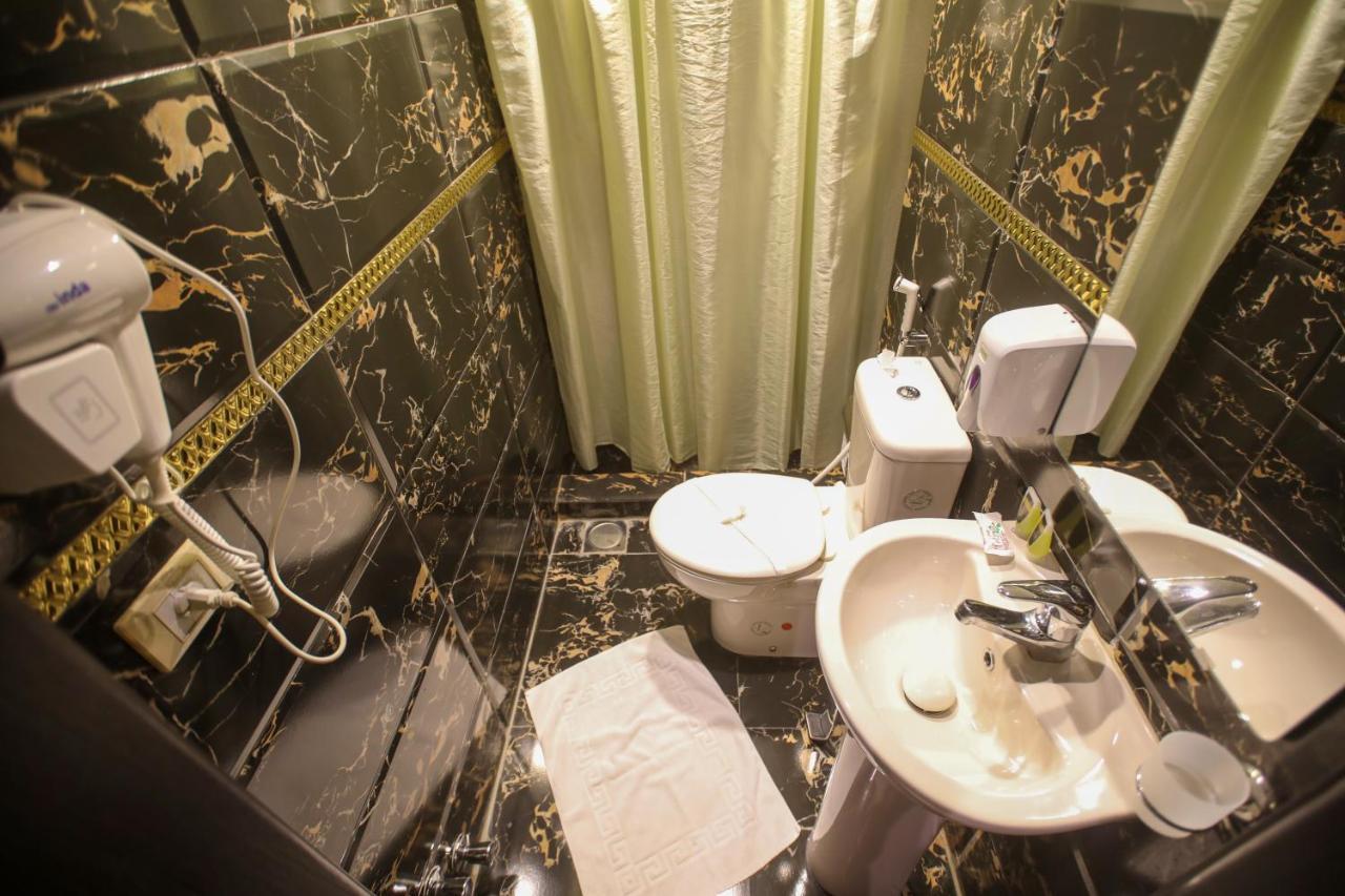 Valencia Ap Cairo Hotel Екстериор снимка